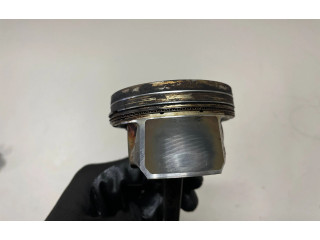  Поршень с шатуном  02606LJ1, WU3  Audi A3 S3 8V  