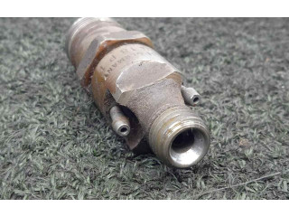 Vstřikovač KCN18P1, BOSCH   Nissan Serena    LD23A 