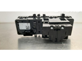 Селектор переключения передач 8Y0713059D    Audi A3 8Y   