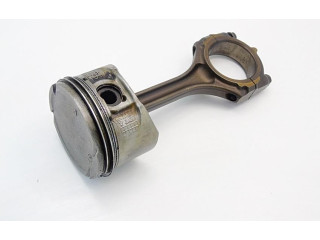  Поршень с шатуном  1010.4  Renault Megane II  