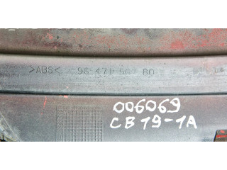 Верхняя решётка Citroen C3 2002-2004 года 9647156577, 9642692880      