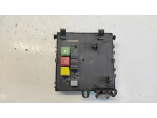 Блок предохранителей 460023260, 13112909   Opel Vectra C    