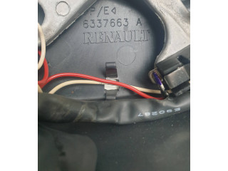 Volant Renault Captur 2017 6337663A  