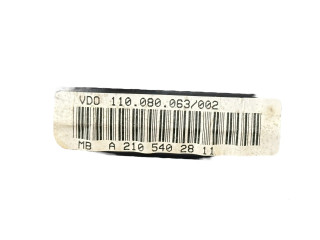 Přístrojová deska  Mercedes-Benz E W210 2003 A2105402811, 110080063002  