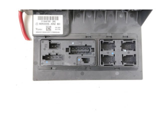 Блок предохранителей 2115457301   Mercedes-Benz CLS C219    