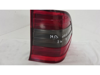 Задний фонарь правый сзади 2028204064    Mercedes-Benz C AMG W202   1993-2000 года