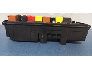 Блок предохранителей  460023260   Volkswagen Sharan    