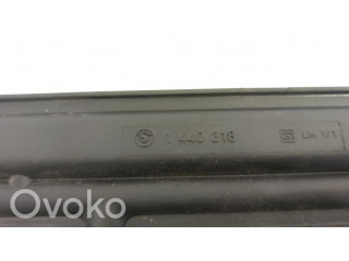 Vstřikovací lišta 1440318   BMW 3 E46  pro benzínový motor 3.0  M54B30