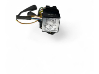 Переключатель дворников 61311375828, 1375828   BMW 3 E30