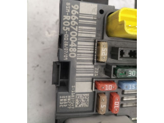 Pojistková skříňka Řídící jednotka BSM 9807028780   Peugeot 308 2010