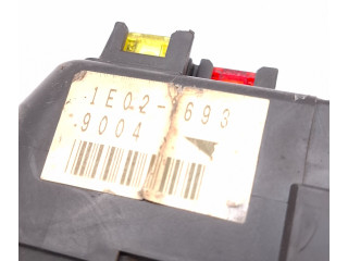   Pojistková skříňka 1E021693, MB953383   Volvo S40, V40 2001