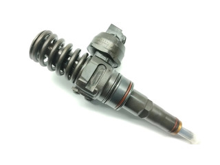 Vstřikovač 038130073AN   Audi A4 S4 B6 8E 8H  pro naftový motor 1.9 AWX 