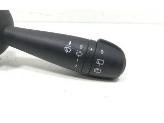 Переключатель дворников 8201168008   Renault Sandero I