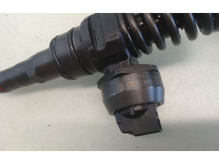 Vstřikovač 038130073AG   Volkswagen Jetta V     