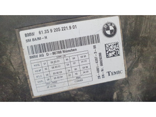 Řídící jednotka 61359205221901   BMW 7 E38 1997