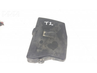 Крышка блока предохранителей 8266205150   Toyota Avensis T270    