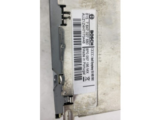 Радио/ проигрыватель CD/DVD / навигация 8P0057195M   Audi A3 S3 A3 Sportback 8P   для двигателя CFFB