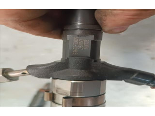 Жиклер (жиклеры) (форсунка (форсунки) 23670-30020   Toyota Land Cruiser (HDJ90)      
