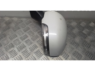 Зеркало электрическое        Toyota Prius (XW30)  2009 - 2015 года   
