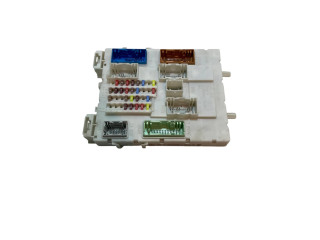 Блок предохранителей 31394963, 35422642   Volvo V40 Cross country    