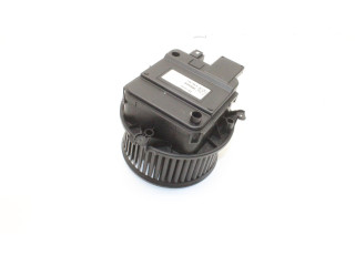 Вентилятор печки    4M2820021   Audi A4 S4 B9 8W