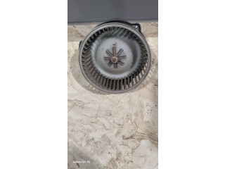 Вентилятор печки    0130111191, MF060700260   Mitsubishi Carisma