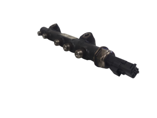 Vstřikovací lišta 968529758002, 130304157   Volvo V40    D4162T 