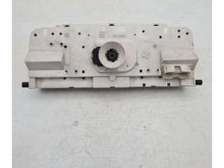 Přístrojová deska  Volkswagen PASSAT B3 1993 81117621  