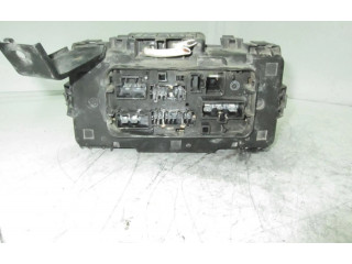 Блок предохранителей 37832LN   Honda Civic    