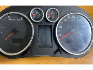 Přístrojová deska  Audi A2 2003 81117994  