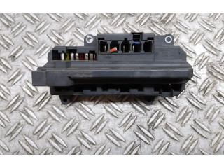   Pojistková skříňka    BMW 7 E65 E66 2002