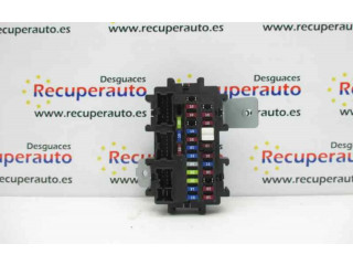 Блок предохранителей 252360745R   Renault Koleos I    