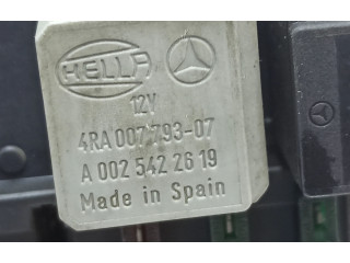   Pojistková skříňka 2035450701, 5DK00797420   Mercedes-Benz C W203 2001