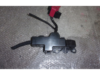 Блок предохранителей  8266242720   Toyota RAV 4 (XA50)    