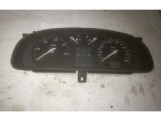 Панель приборов 8200399758   Renault Laguna II       