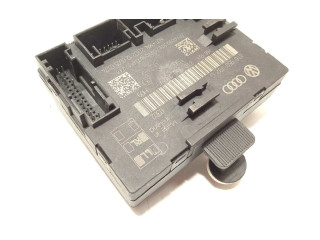 Блок управления дверью    8T0959792G   Audi A4 Allroad