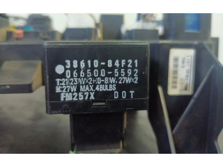   Pojistková skříňka 3861084F21   Suzuk Grand Vitara I 