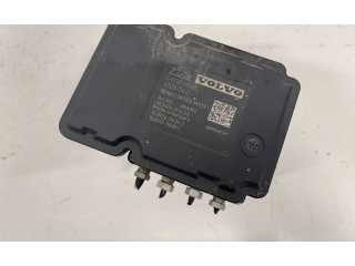 Jednotka ABS P31261142, 31261142   Volvo XC70 2009