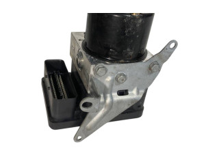 Jednotka ABS 6771487, 34526771487   BMW 1 E81 E87 2006