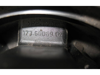 Вентилятор печки    17360006902   Mitsubishi Colt