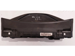 Přístrojová deska  Mercedes-Benz CLK A208 C208 2000 87001345, 2085401211  