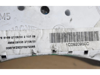 Přístrojová deska  Volkswagen New Beetle 1999 1C0920900C, 495908R38  