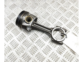 Píst 04L107065A, 04L105401A   Skoda Octavia Mk3 (5E)     