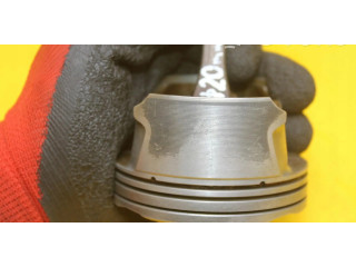 Píst 7658404   BMW 3 E36     