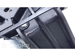 Моторчик заднего дворника 0390201597    BMW 5 E60 E61