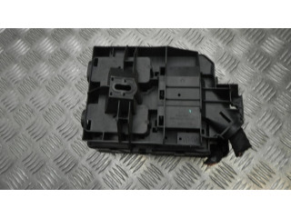 Блок предохранителей  134518900, G4513   Vauxhall Corsa E    