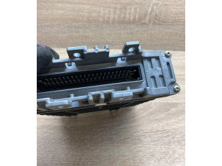 Řídící jednotka 039906024   Audi A6 S6 C4 4A 1994