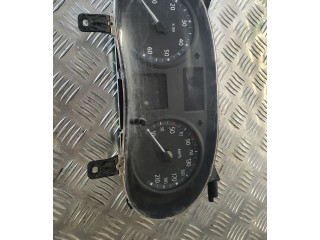 Панель приборов P8200283197   Renault Trafic II (X83)       