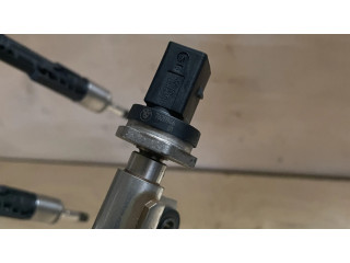 Vstřikovač 7597870, 7620946   BMW 1 F20 F21  pro benzínový motor 3.0  