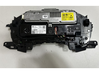 Přístrojová deska  BMW 3 G20 G21 2019 5B4A589, 5B35D79  